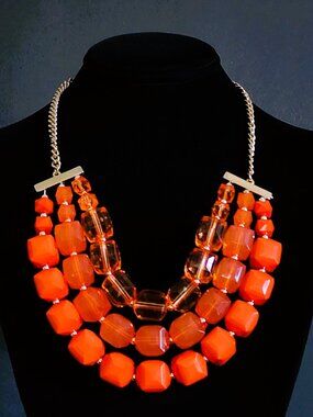 VTG 2010 Chunky Orange Acrylic Beaded 3-Strand Bib Statement Necklace Gold Tone